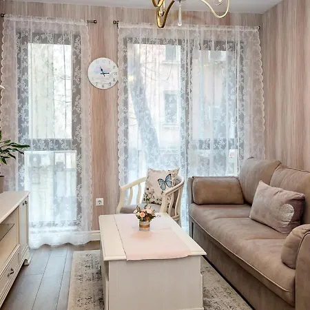Apartament Cozy One-bedroom - Location In By Flat Manаger Warna
