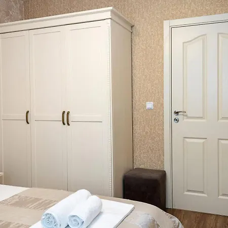 Cozy One-bedroom - Location In By Flat Manаger Apartament